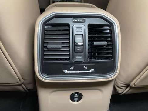 Certified 2026 Porsche Macan S AWD/4WD image 25