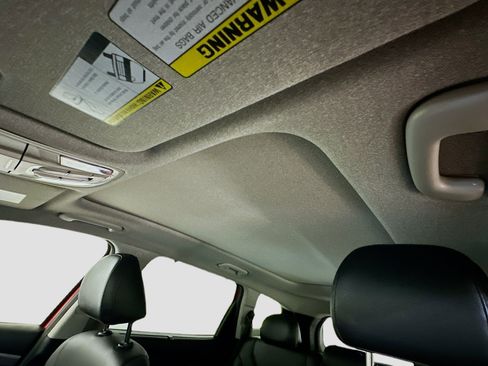 Used 2019 Hyundai Santa Fe AWD image 27