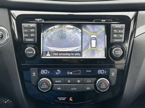 Used 2014 Nissan Rogue SL image 34