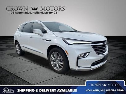 Used 2024 Buick Enclave Essence w/ Experience Buick Package