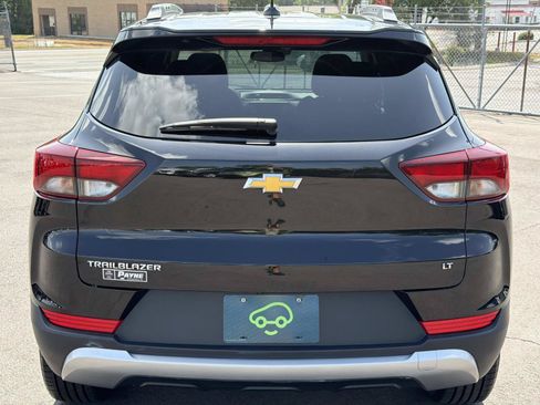 Certified 2023 Chevrolet TrailBlazer LT FWD image 6
