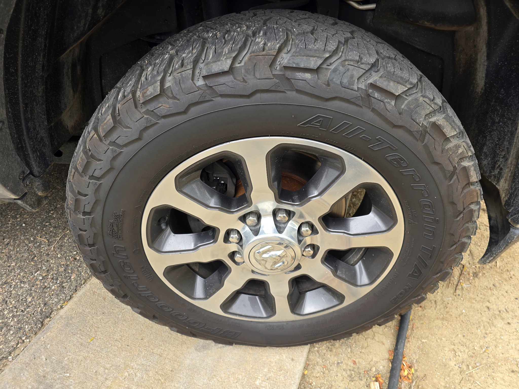 Used 2020 RAM 2500 Limited AWD/4WD image 20