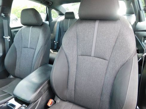 Used 2023 Honda Accord Sport image 16