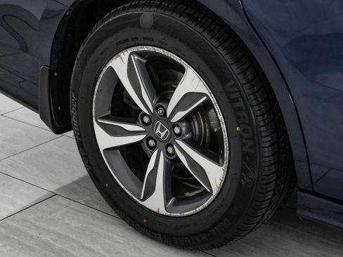 Used 2018 Honda Odyssey Touring image 52