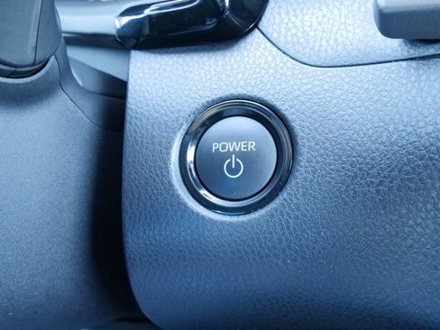 Used 2025 Toyota Camry LE image 25