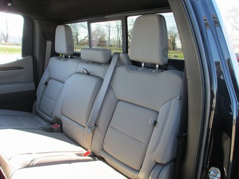 New 2026 GMC Sierra 1500 SLT w/ SLT Premium Plus Package image 13