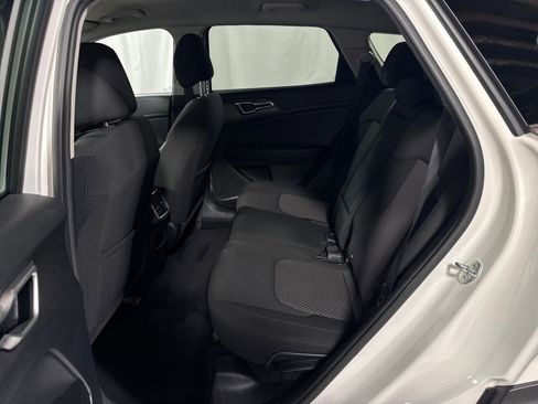 Certified 2023 Kia Sportage LX AWD/4WD image 5