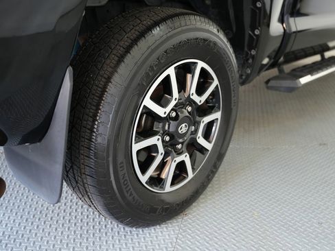 Used 2020 Toyota Tundra Limited w/ TRD Off-Road Package AWD/4WD image 61