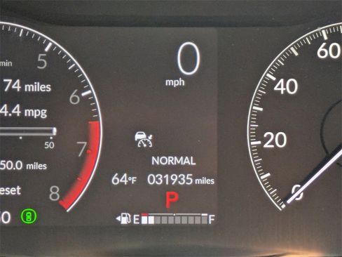 Used 2024 Honda Pilot Touring image 23