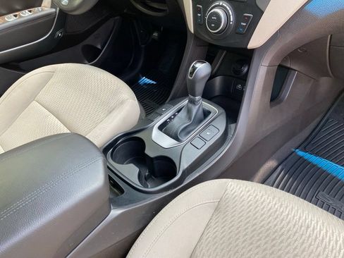 Used 2018 Hyundai Santa Fe Sport w/ 2.4L Value Package 02 FWD image 41