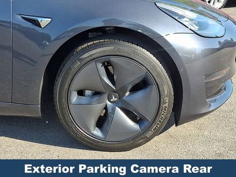 Used 2018 Tesla Model 3 Long Range RWD image 10