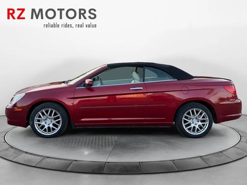 Used 2008 Chrysler Sebring Limited w/ Luxury Group FWD image 2