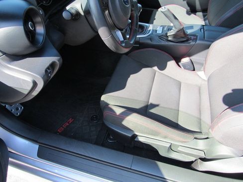 Used 2022 Subaru BRZ Premium w/ Popular Package #1 RWD image 18