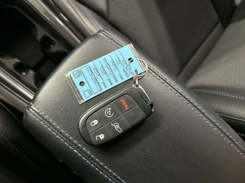 Used 2022 Jeep Compass Latitude w/ Convenience Group AWD/4WD image 12
