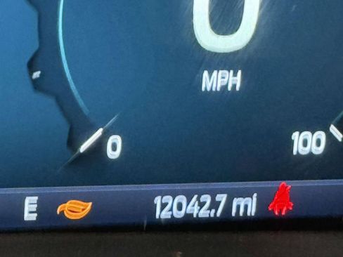 Used 2025 Ford F450 Lariat w/ FX4 Off-Road Package image 27