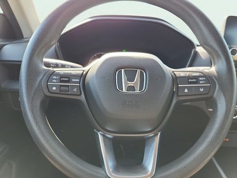 Used 2023 Honda CR-V LX image 28