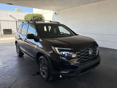 Certified 2024 Honda Passport TrailSport image 23