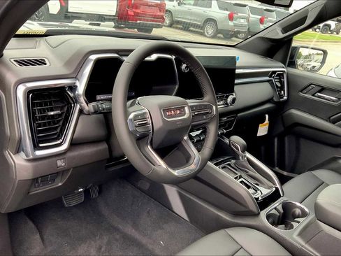 New 2026 GMC Canyon Elevation w/ Convenience Package image 8