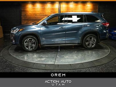 Used 2017 Toyota Highlander Limited Platinum