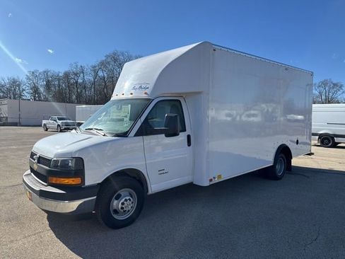 New 2025 Chevrolet Express 4500 w/ Power Convenience Package RWD image 1