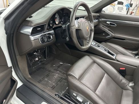 Used 2014 Porsche 911 Carrera S RWD image 11