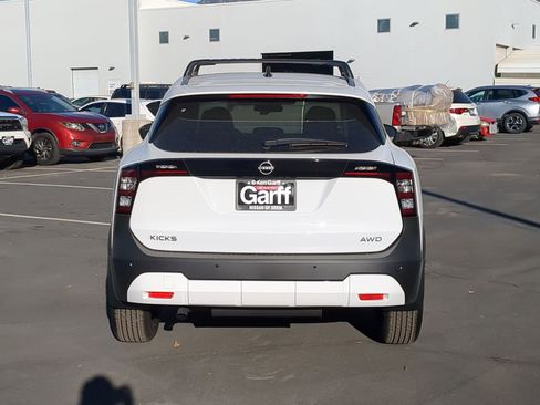 New 2026 Nissan Kicks SV w/ SV Premium Package image 5