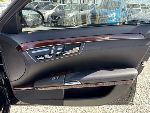 Used 2007 Mercedes-Benz S 600 image 24