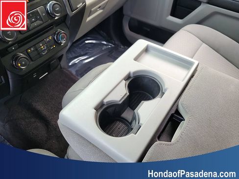 Used 2017 Ford F150 XLT RWD image 10