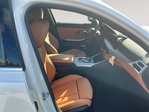 New 2026 BMW 330i xDrive Sedan w/ Convenience Package image 15