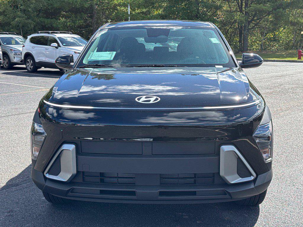 New 2027 Hyundai Kona SE AWD/4WD image 2