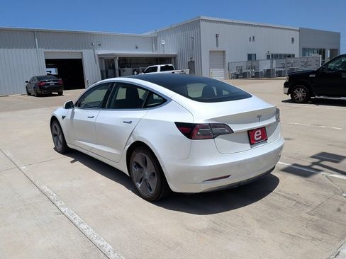 Used 2019 Tesla Model 3 RWD image 6