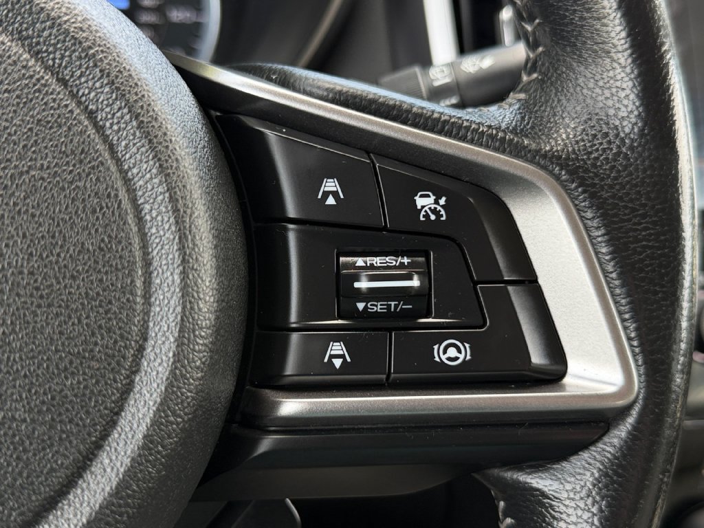 Used 2022 Subaru Ascent Limited AWD/4WD image 14