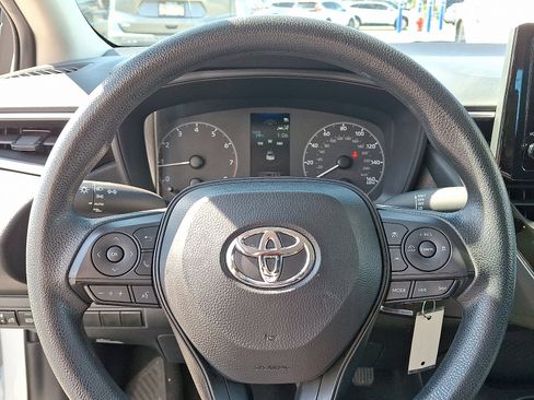 Used 2024 Toyota Corolla LE image 19