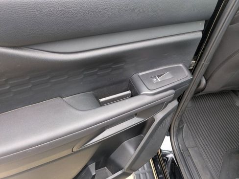 Used 2024 Ford Ranger XL image 10