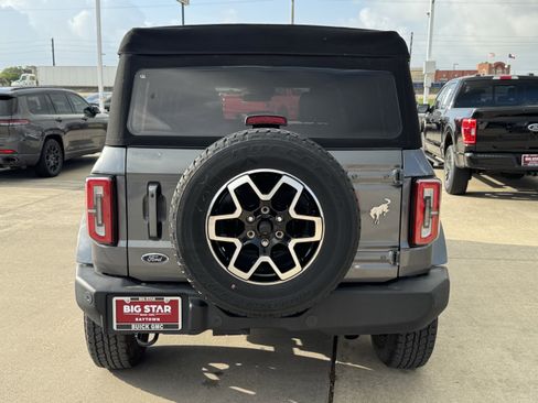 Used 2024 Ford Bronco Outer Banks AWD/4WD image 9