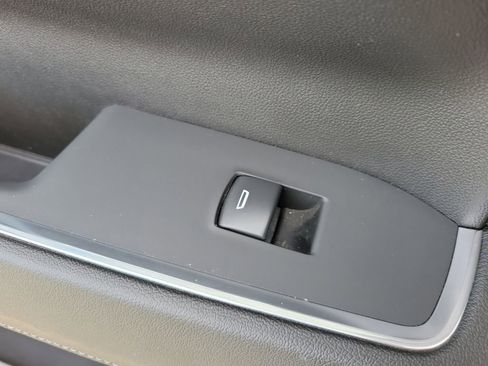 Used 2024 Chevrolet Silverado 1500 LT Trail Boss w/ Convenience Package II image 15