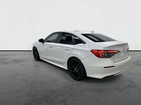 Used 2023 Honda Civic Sport image 9