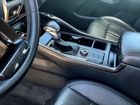 Used 2021 Kia Sorento S image 21