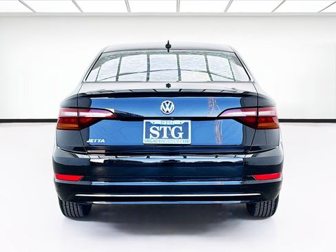 Used 2019 Volkswagen Jetta S w/ Driver Assistance Package image 5