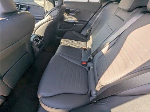 Used 2026 Mercedes-Benz GLC 300 image 14