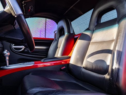 Used 2003 Chevrolet SSR w/ Preferred Equipment Group image 14