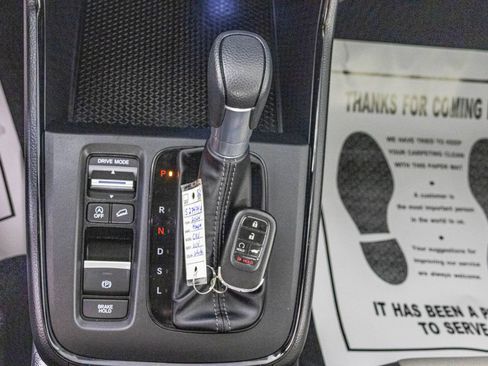 Used 2024 Honda CR-V EX image 30