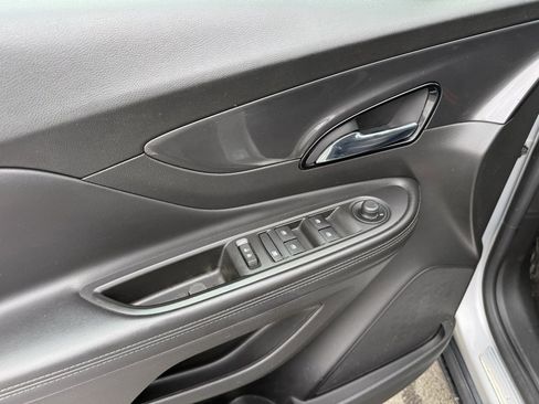 Used 2019 Buick Encore Preferred image 13