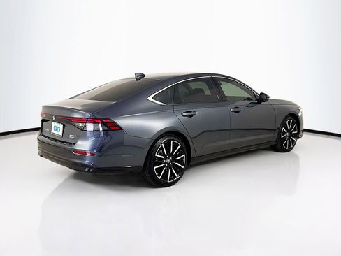 Used 2025 Honda Accord Touring image 8