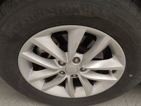 Used 2018 Kia Sorento AWD image 31