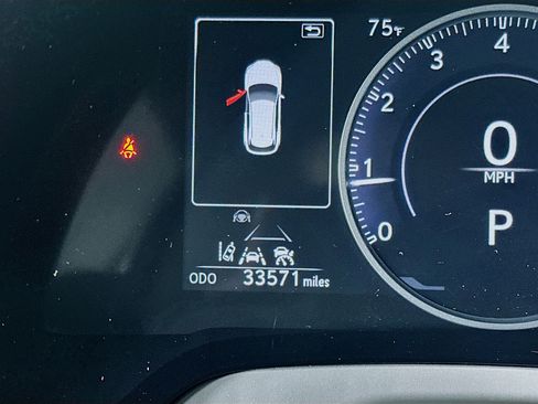 Used 2023 Lexus RX 350 Premium w/ Accessory Package (Z1) image 19