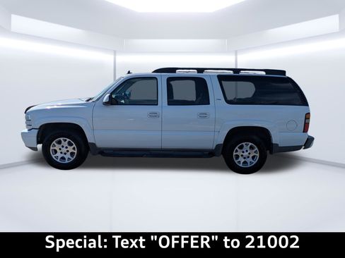 Used 2006 Chevrolet Suburban Z71 w/ Z71 Preferred Equipment Group RWD image 6