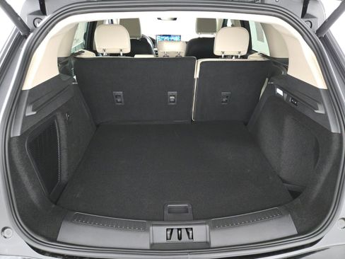 New 2026 Lincoln Corsair Grand Touring AWD/4WD image 17
