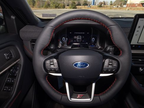New 2026 Ford Explorer ST AWD/4WD image 11