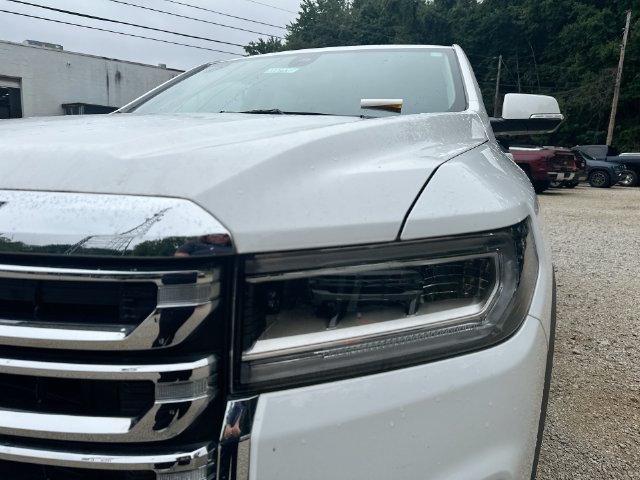 Used 2023 GMC Acadia SLE FWD image 51
